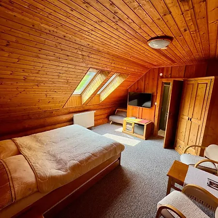 Pensjonat Penzion-ranc U Trapera