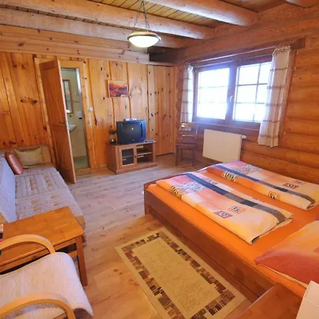 Penzion-ranc U Trapera Guest house Hrabusice